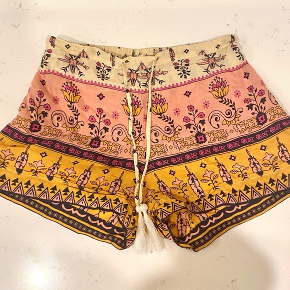 ✨ S O L D ✨ Spell and the Gypsy Desert Wanderer Shorts - High Noon - Picture 5 of 7